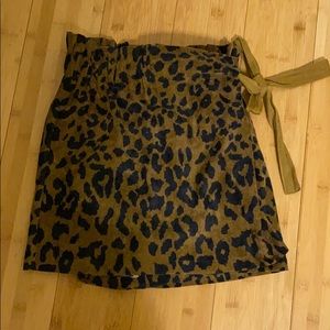 Entro brand cheetah scort small